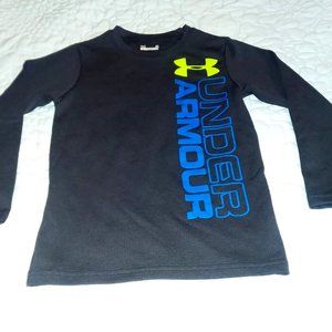 UNDERARMOUR BOYS PULLOVER SZ 5